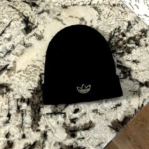 Adidas beanie